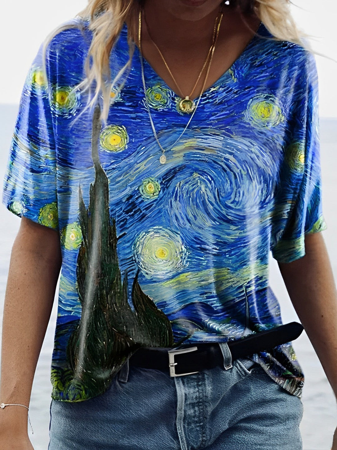 Kristi | Van Gogh Starry Night T-shirt with Print and V-neck