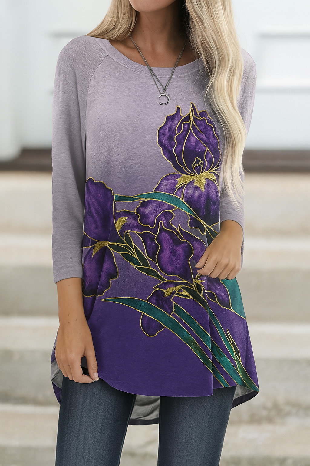 Emily | Irises Gradient – patterned t-shirt with batwing sleeves