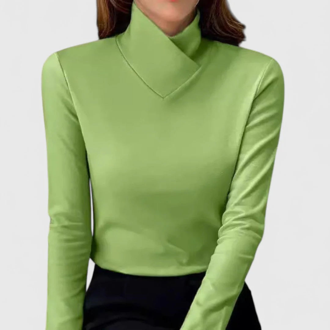 Clair | Elegant Turtleneck Fit
