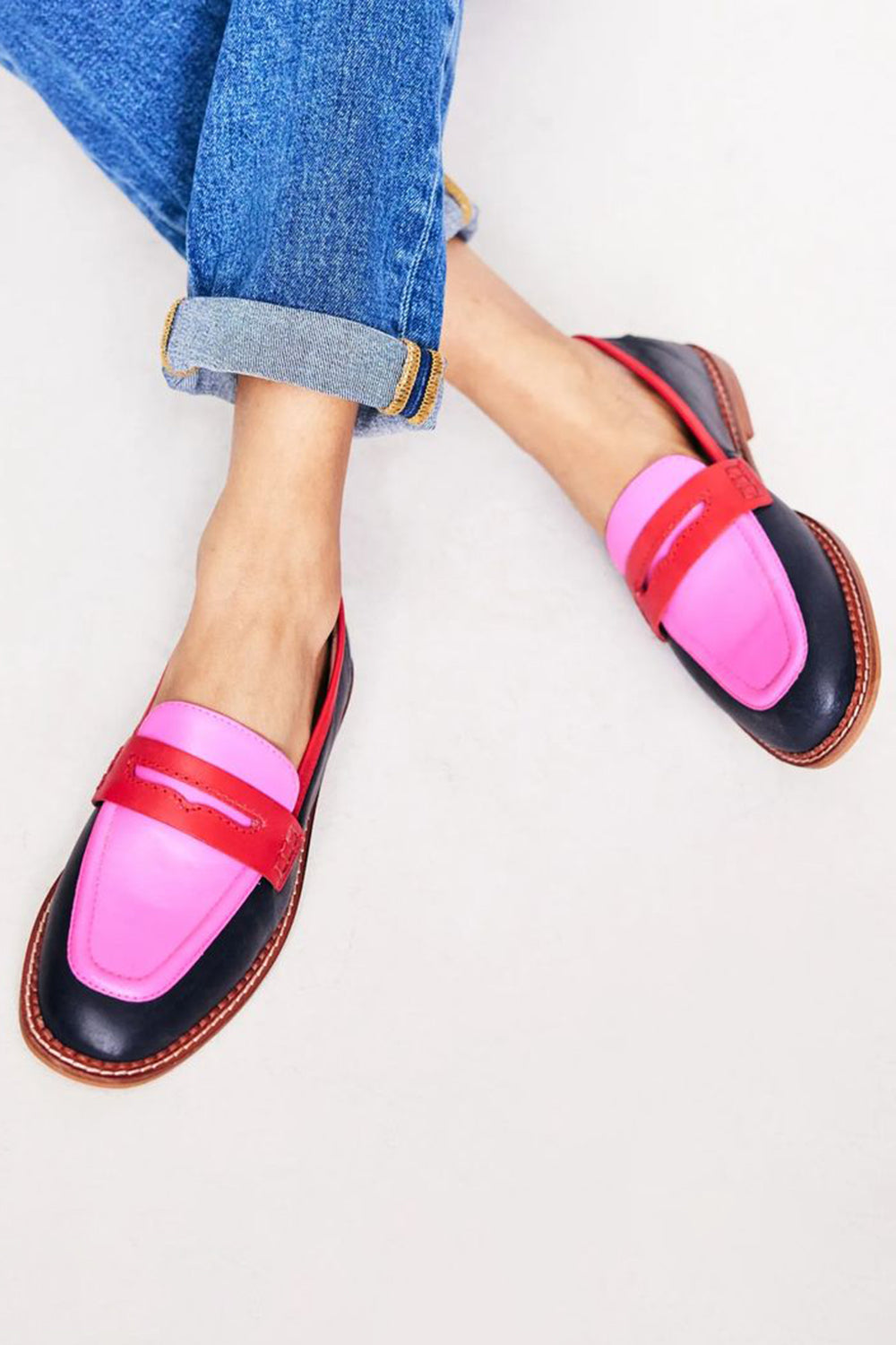 Luna | Black loafers with colorful accents