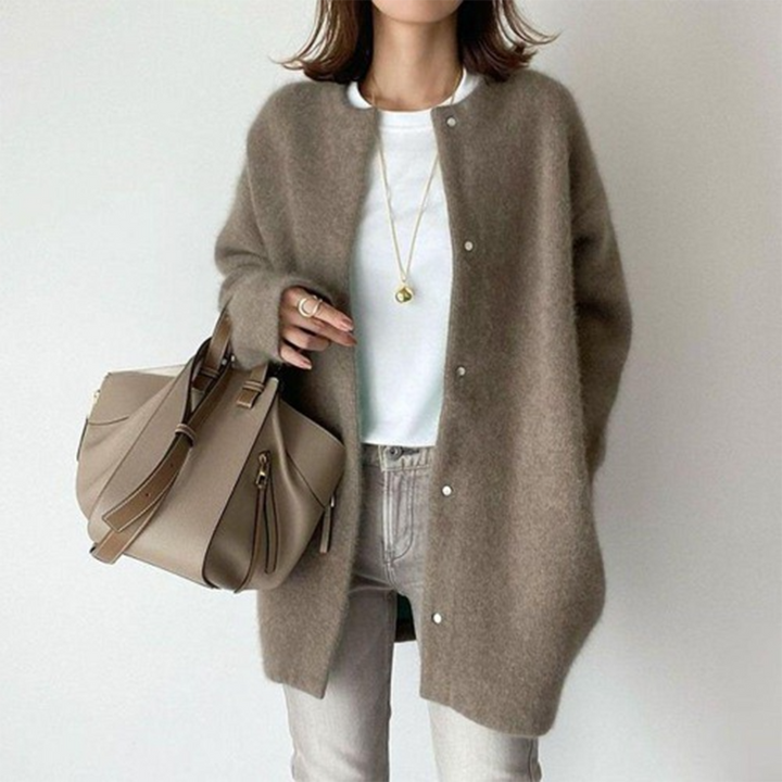 Chloé™ - Luxurious Elegant Cashmere Cardigan for Stylish Comfort
