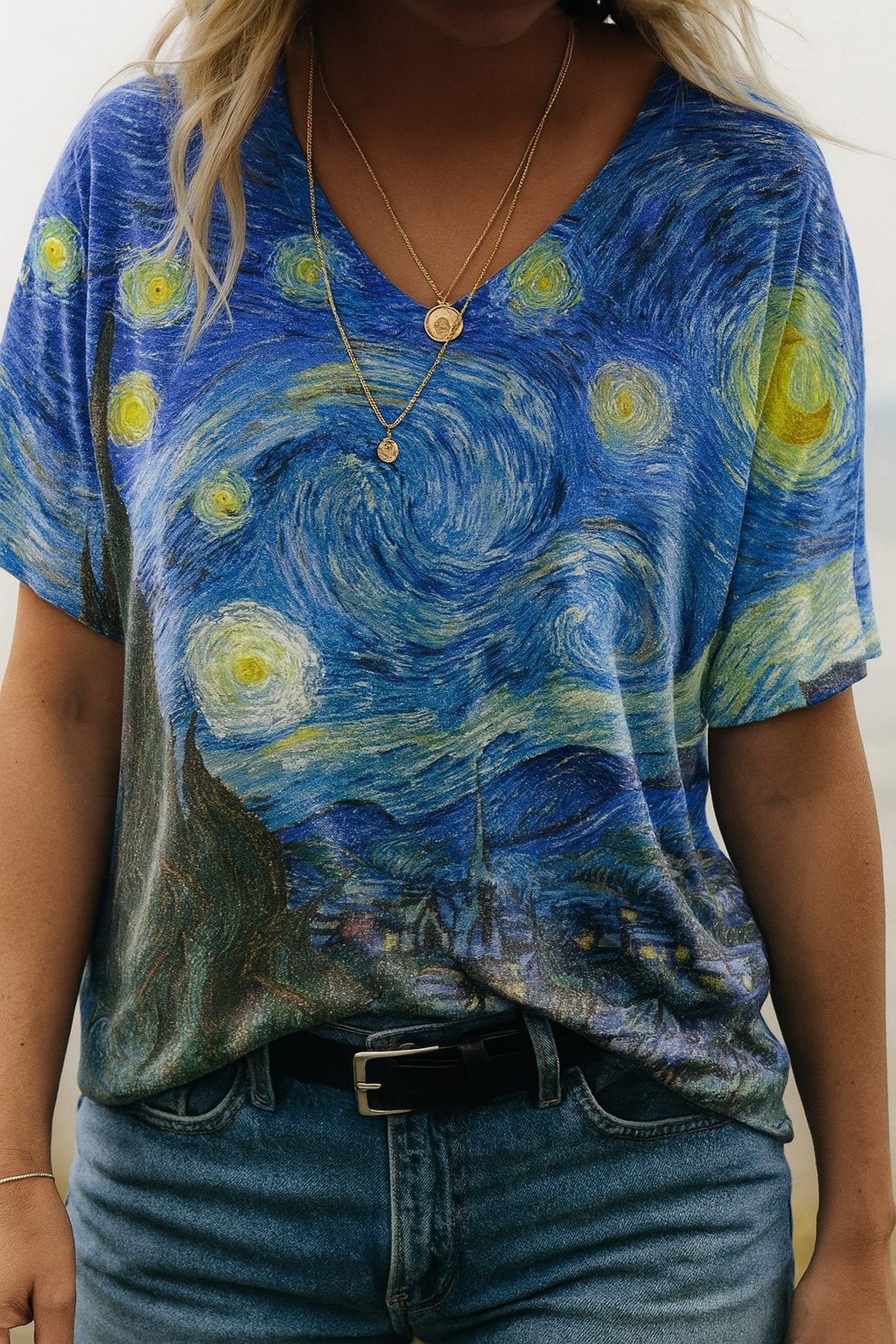 Charlotte | Van Gogh Starry Night Print V-Neck T-Shirt