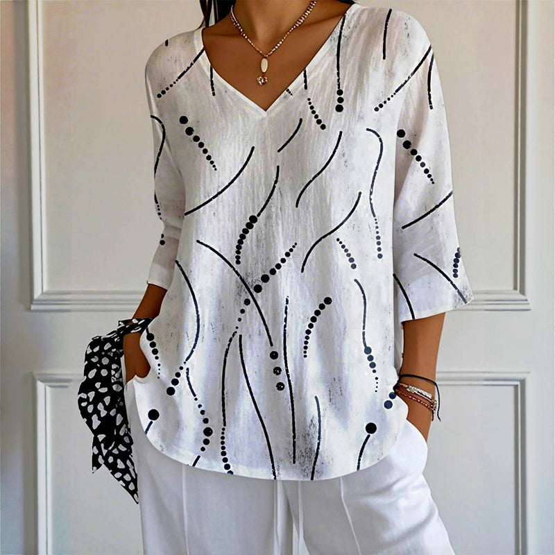 Charming Weekend Blouse - Flowing and Elegant