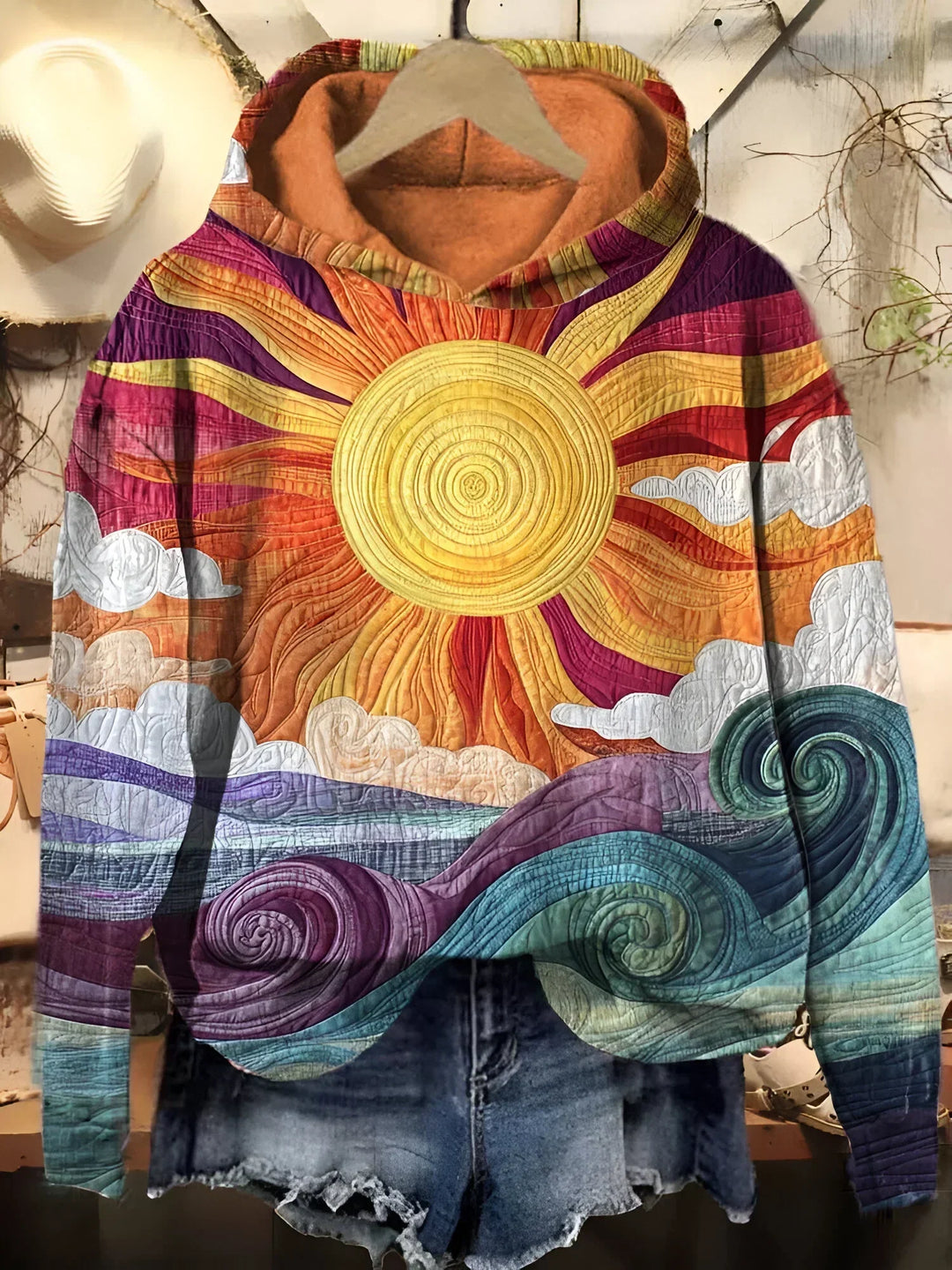 Mia | Charming Vintage Sunburst Hoodie for Timeless Style