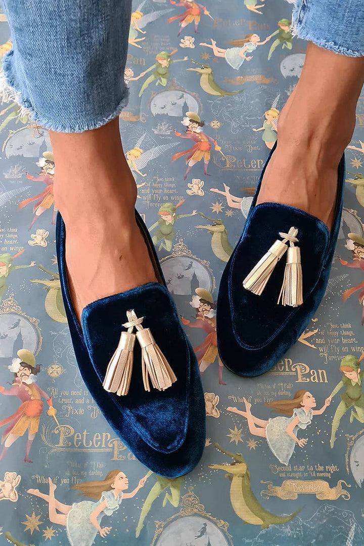 Cora | Midnight Elegance Loafers With Champagne Tassels