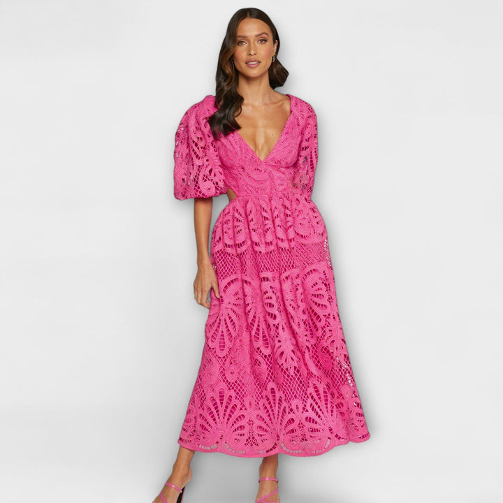 Elegant dress with delicate details