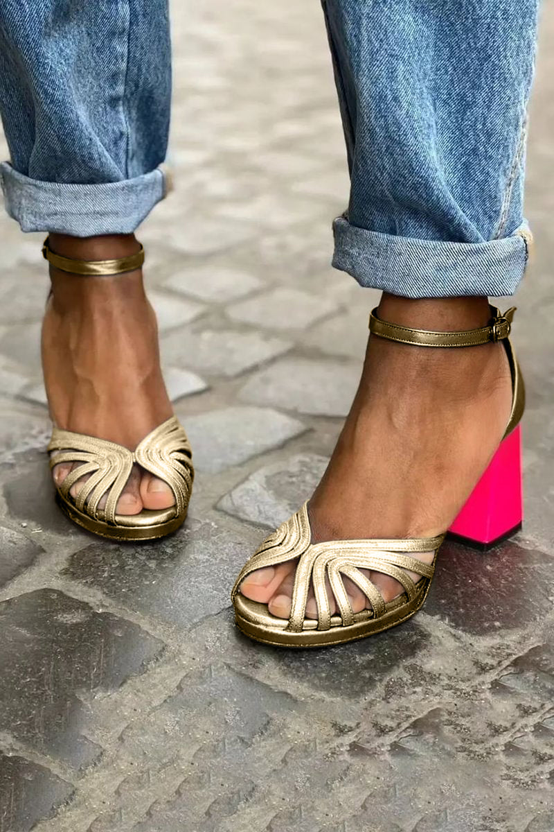 Vanessa | Classic sandals with ankle strap and open toes