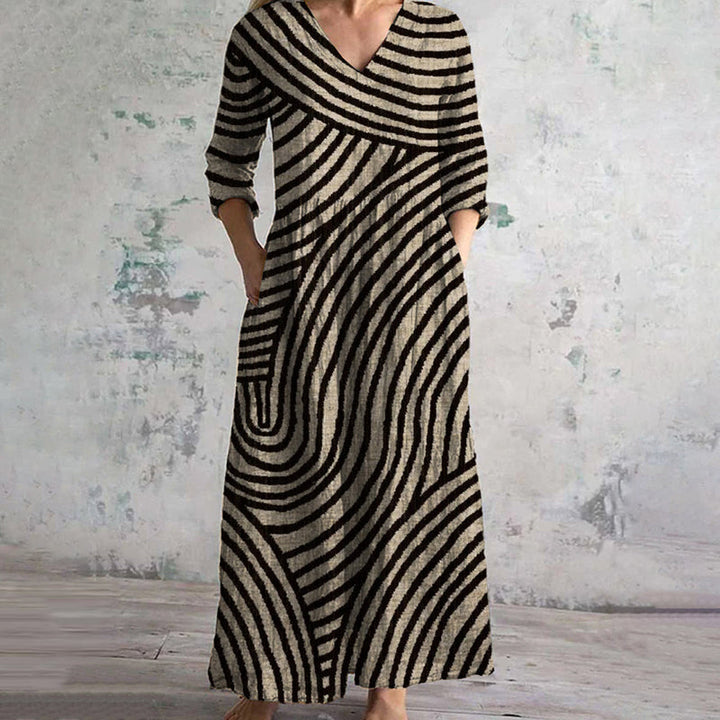 Casual Outing Poised Dress - Loose Fit