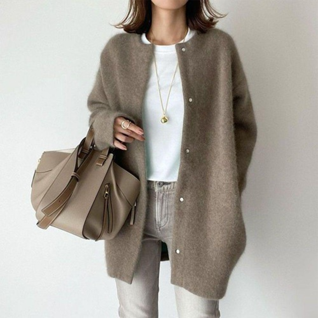 Chloé™ - Luxurious Elegant Cashmere Cardigan for Stylish Comfort
