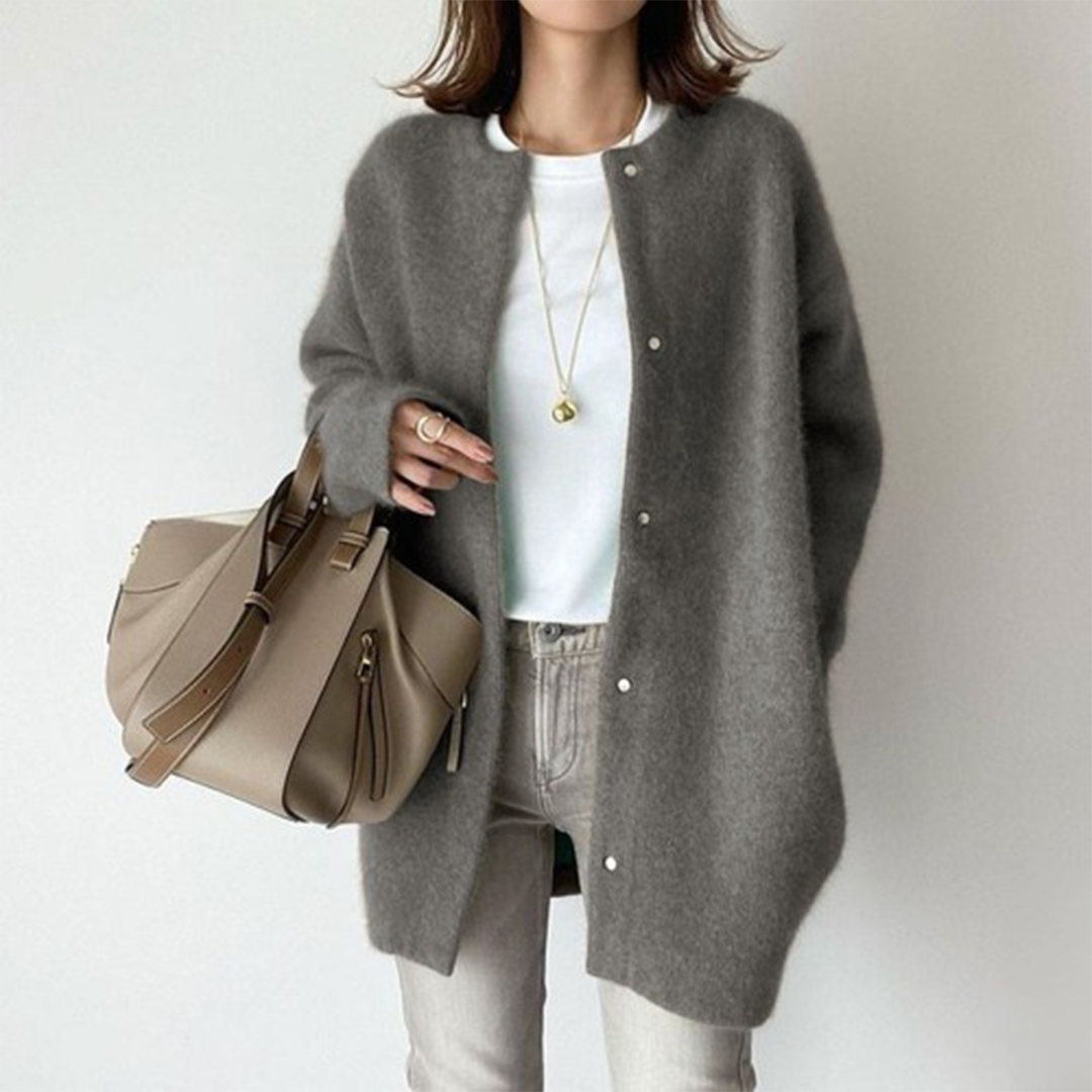 Chloé™ - Luxurious Elegant Cashmere Cardigan for Stylish Comfort