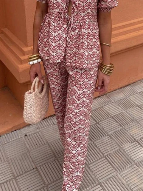 Lisa - Casual and Elegant Outfit