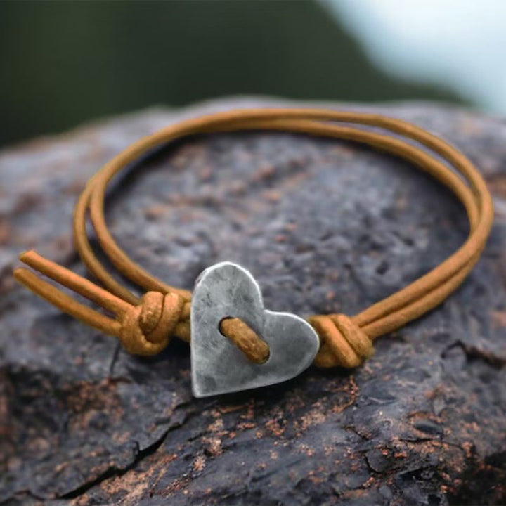Zayla™ - BOHEMIAN-STYLE HEART BRACELET WITH ADJUSTABLE FIT