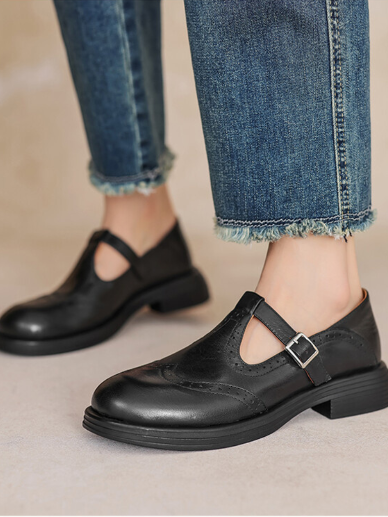 Lara | Vintage Mary Jane Flats