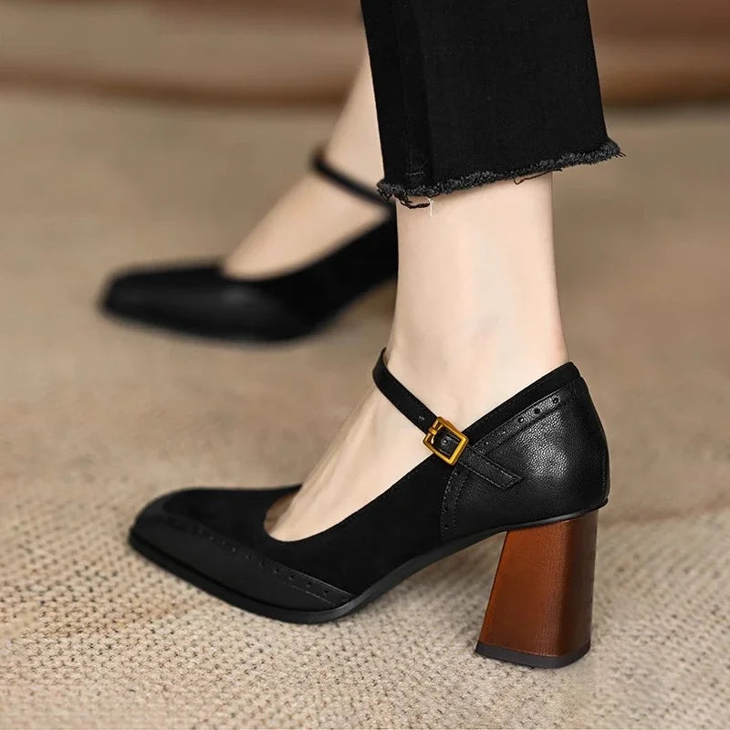 Naomi | Classic Pumps