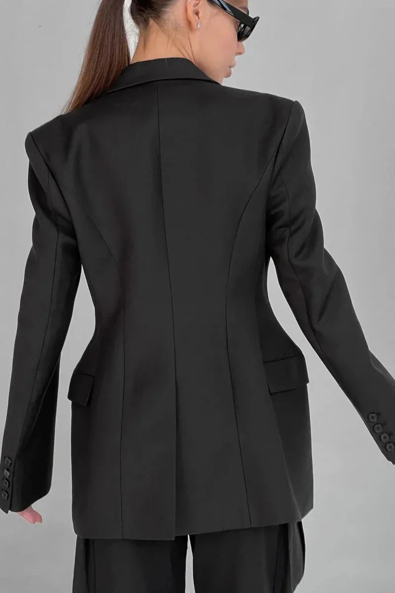 Elodie Grace – Perfect Blazer