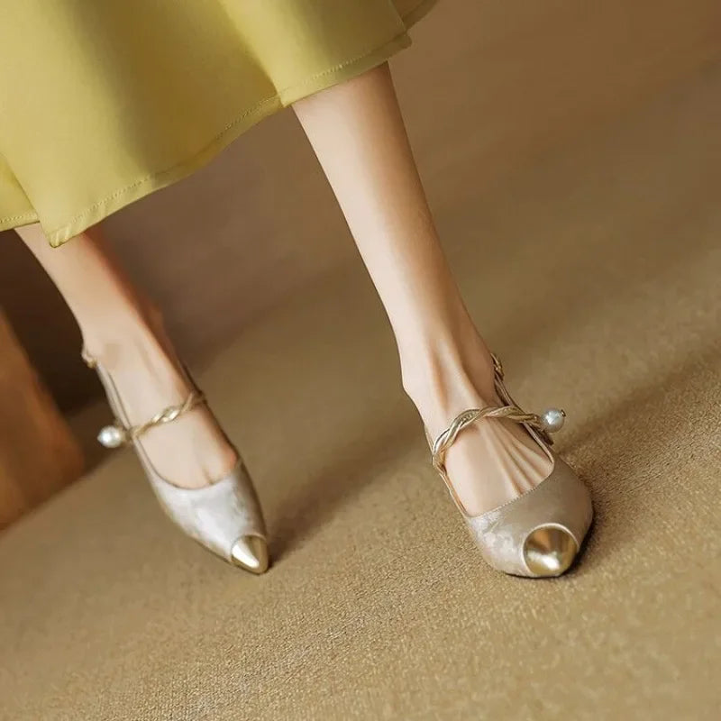 Charlotte | Elegant Pumps