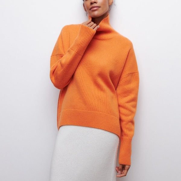 Avery™ - Comfortable pullover with stylish high collar for a sophisticated look