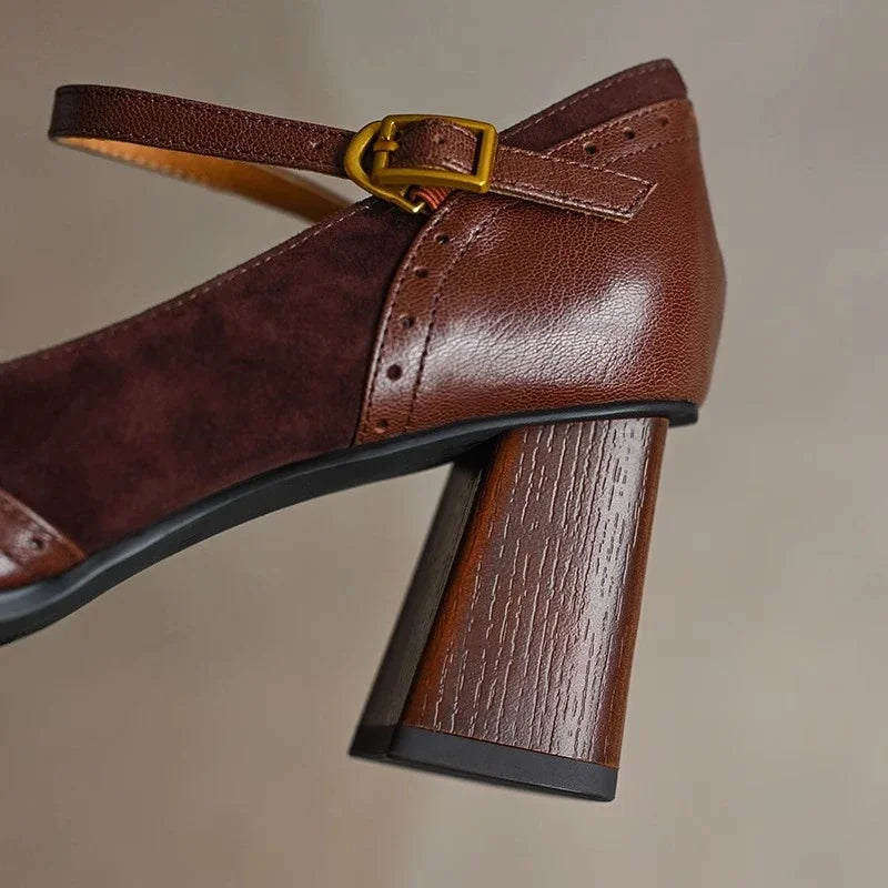 Naomi | Classic Pumps