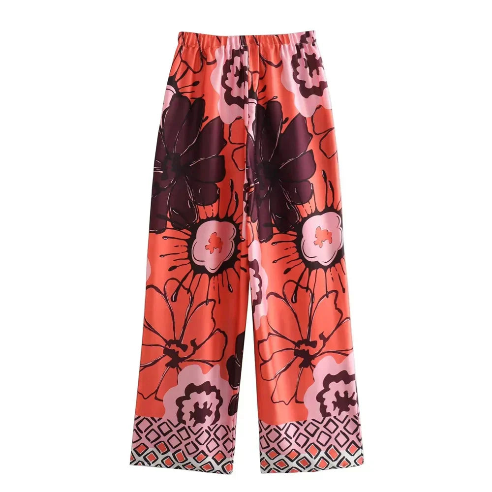 Klaudia - Comfortable and Stylish Outfit