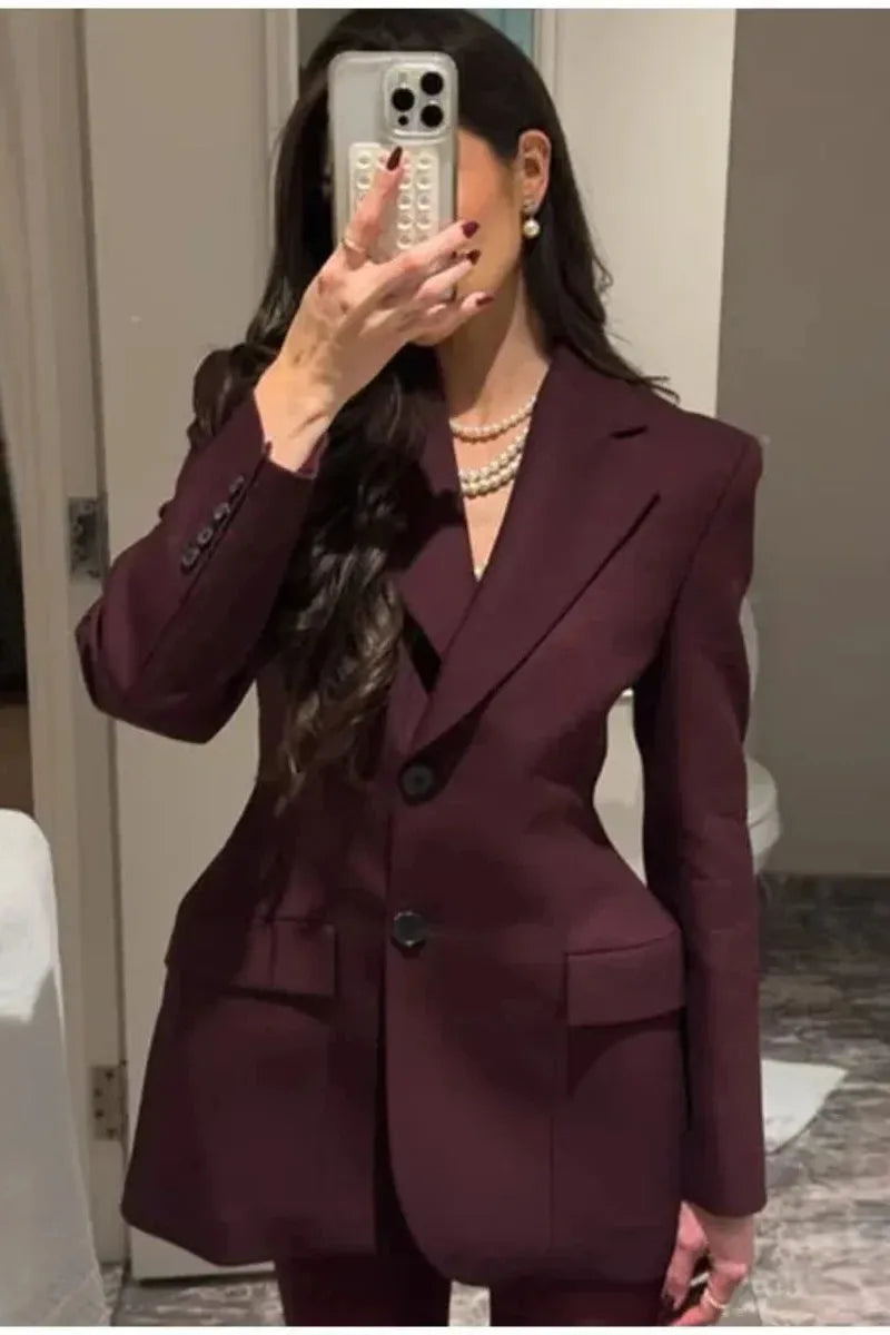 Elodie Grace – Perfect Blazer