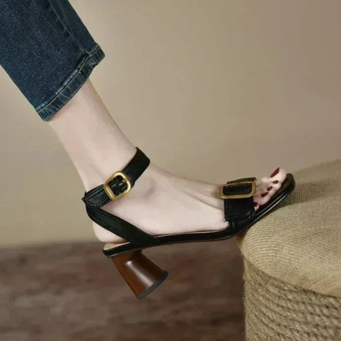 Naomi | Stylish Sandals