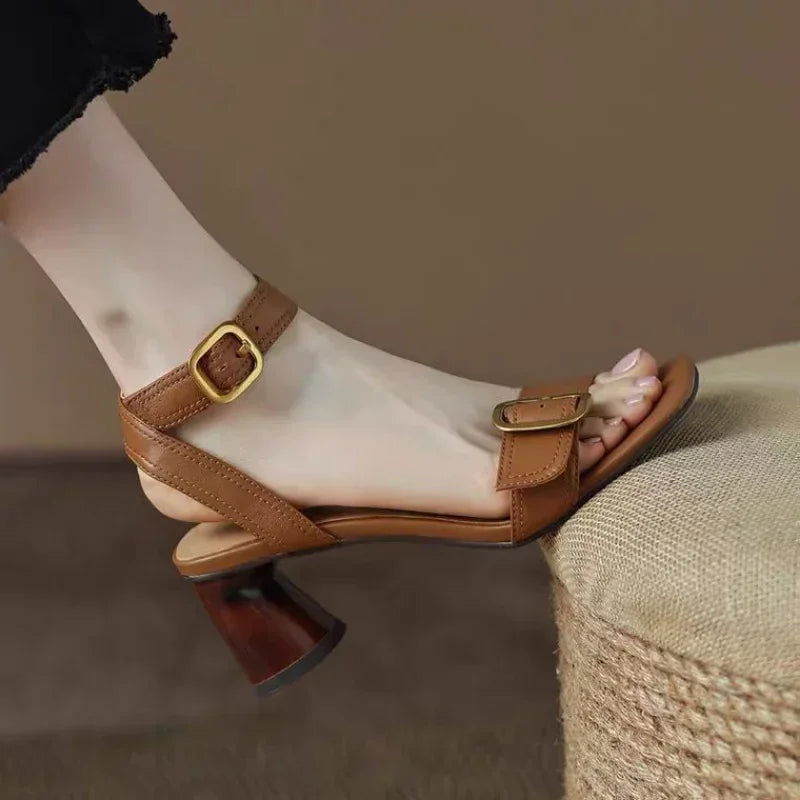 Naomi | Stylish Sandals