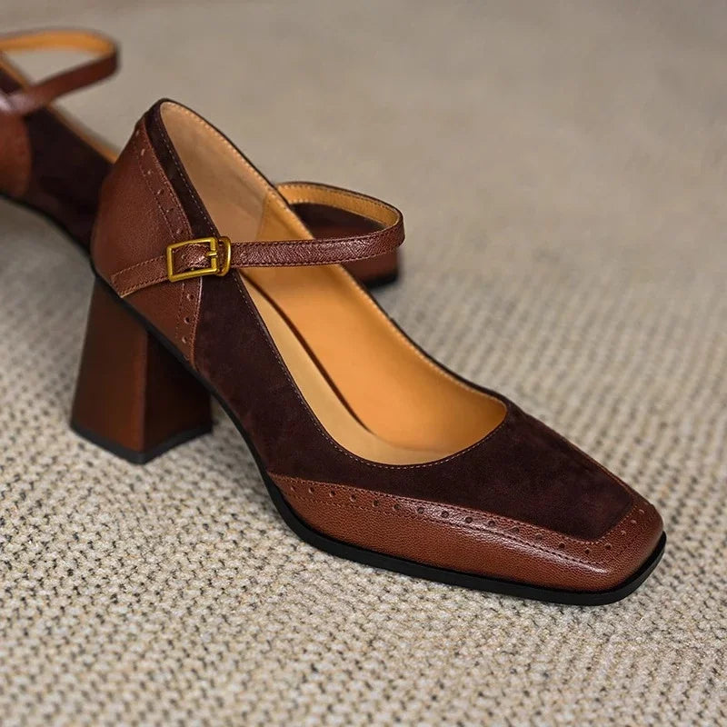 Naomi | Classic Pumps