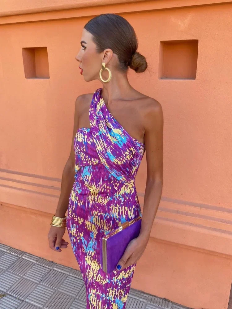 Irmgardi - Midi Dress with Asymmetric Shoulders