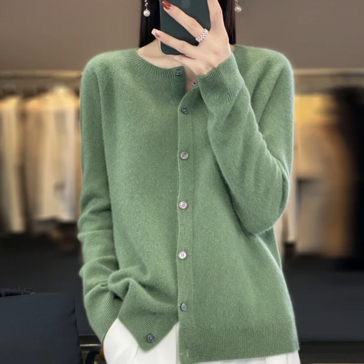 Annabel | Elegant Cardigans Made from Luxurious Merino Wool