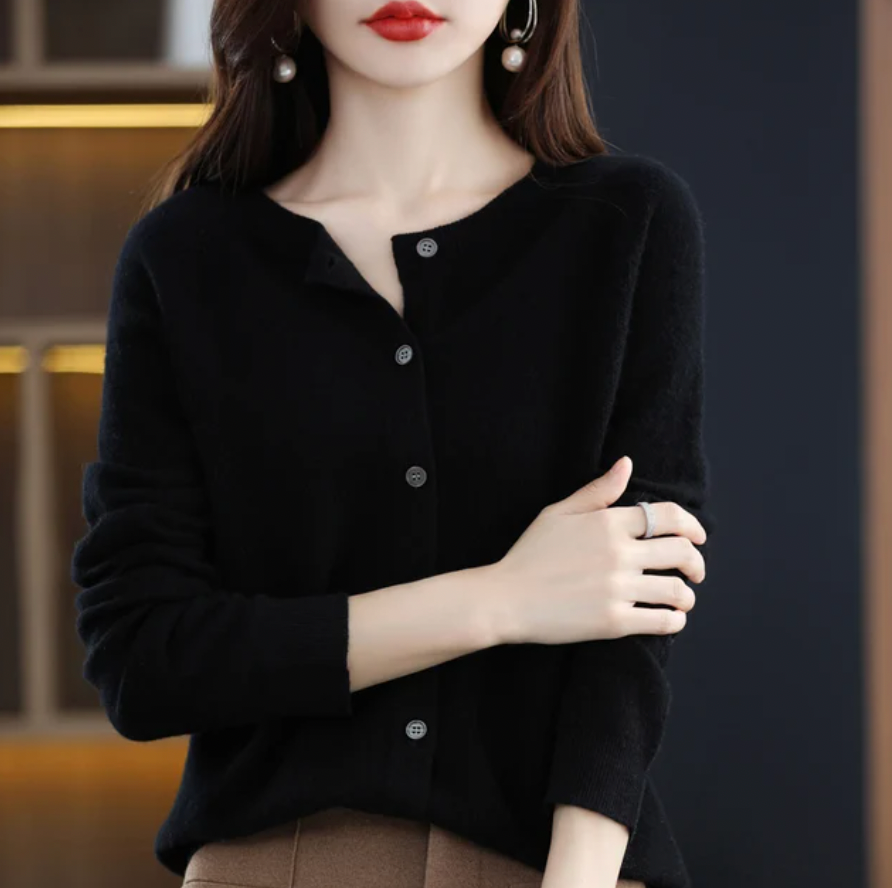 Annabel | Elegant Cardigans Made from Luxurious Merino Wool