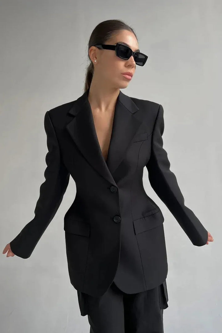 Elodie Grace – Perfect Blazer