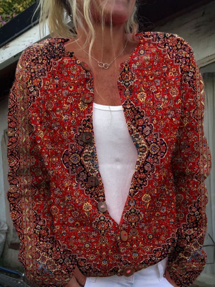 Clara – Vintage Art Cozy Long Sleeve Sweater