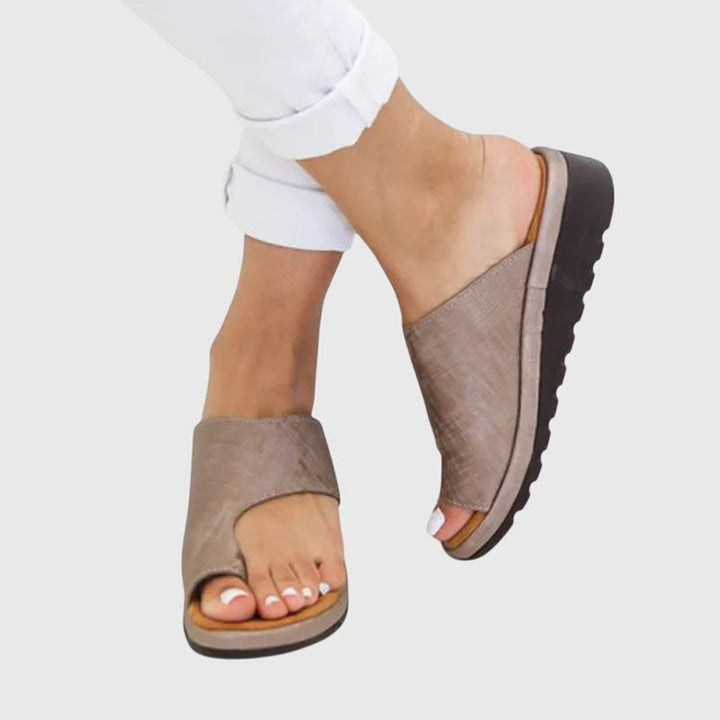 Clara | Chic Orthopedic Sandals