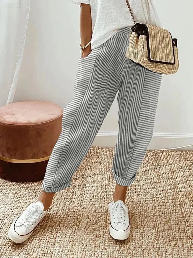Lore | Trendy striped pants for a stylish look