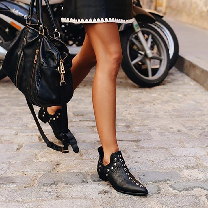 Evelyn | Western Boots With Studs