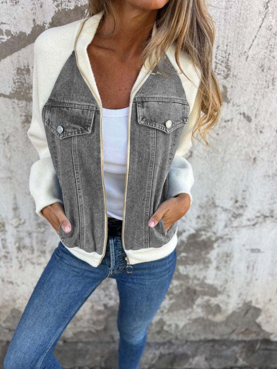 Zoe™ - Elegant Denim Jacket for a Trendy Look